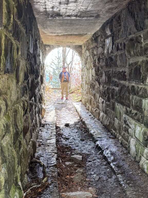 Thomas Divide Tunnel