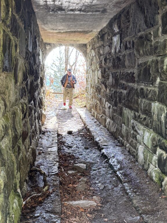 Thomas Divide Tunnel