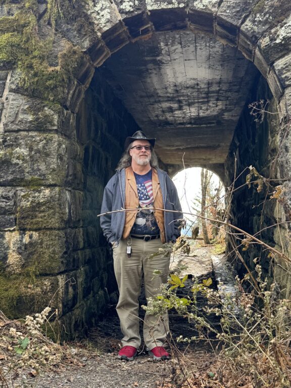 Thomas Divide Tunnel