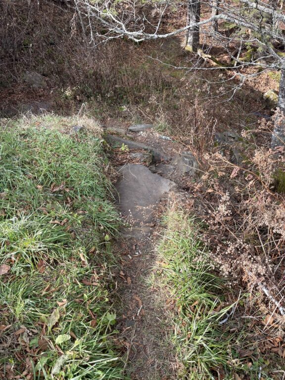 Trail or steps down to the tunnel